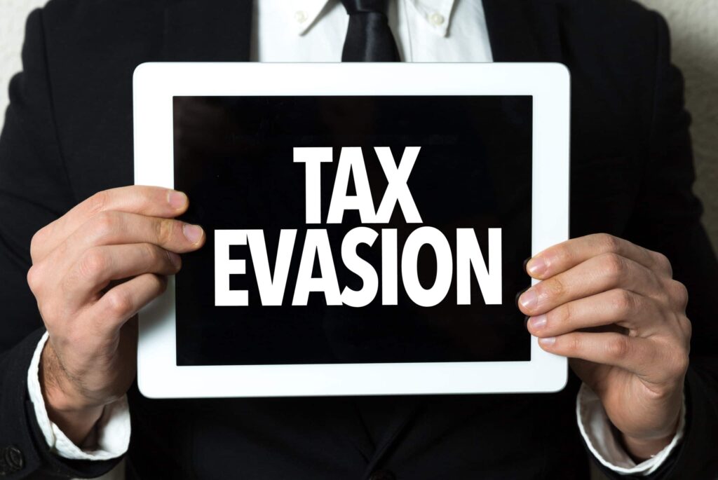 5 Things Everyone Should Know About Tax Evasion And Fraud 5654